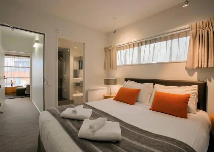 Panorama Terrace Apartments - Element Escapes