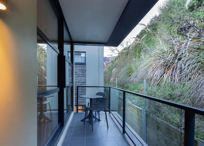 Panorama Terrace Apartments - Element Escapes