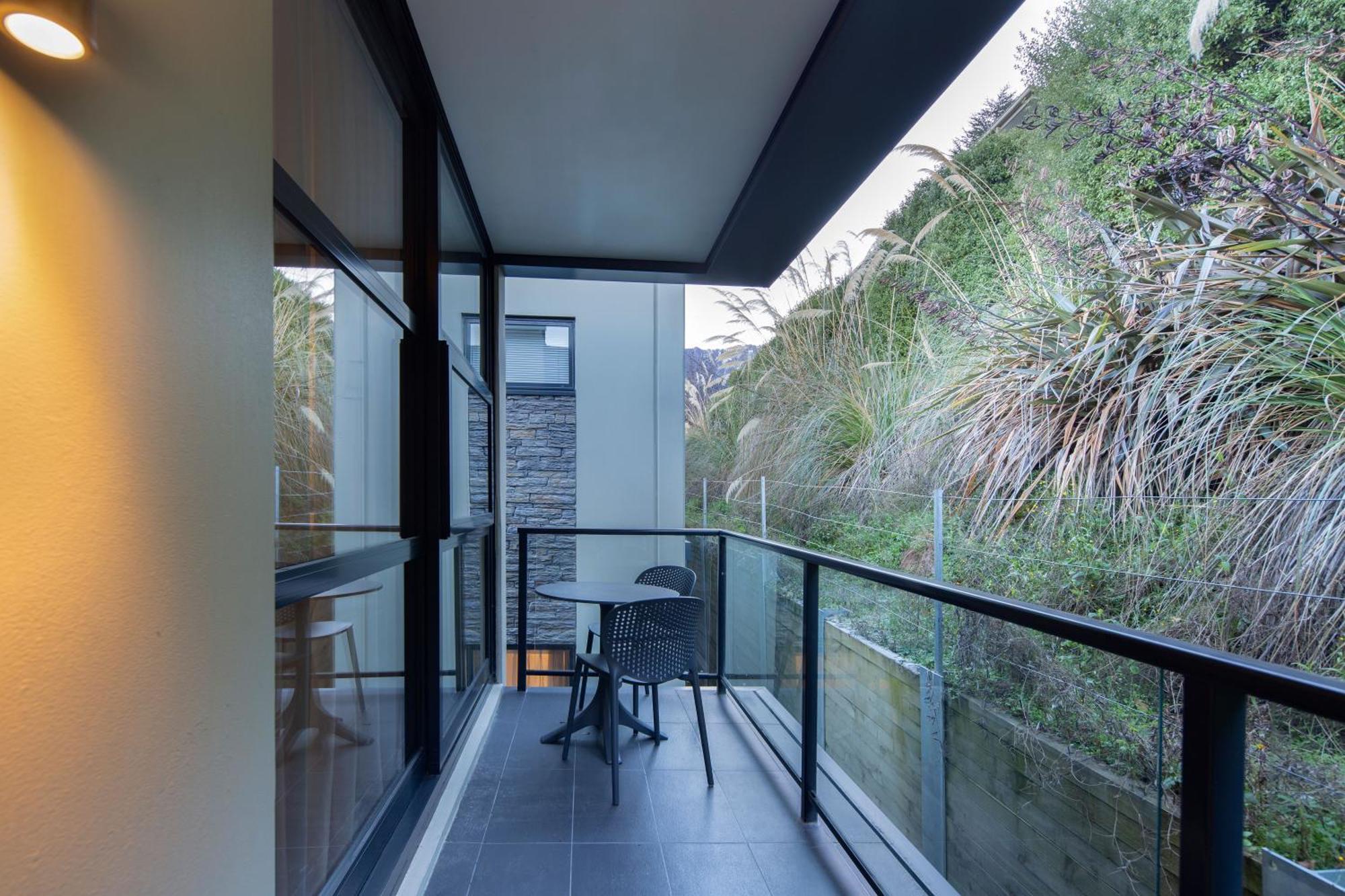 Panorama Terrace - Element Escapes Queenstown